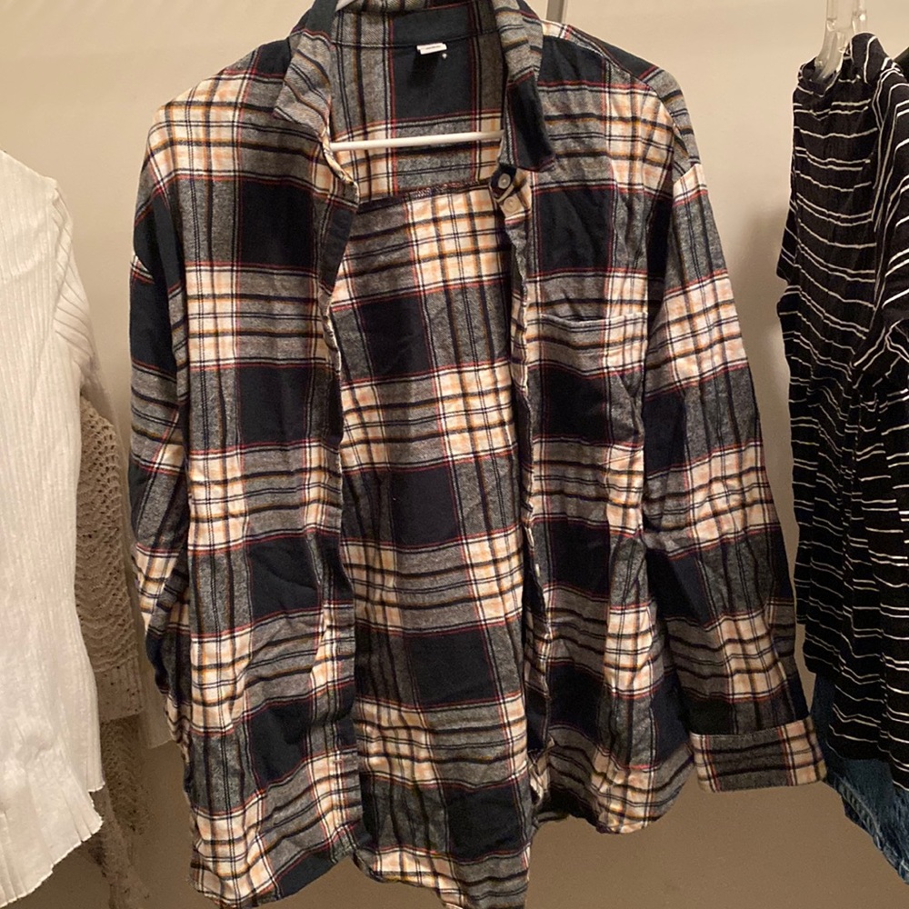 Old navy green plaid button down shirt
